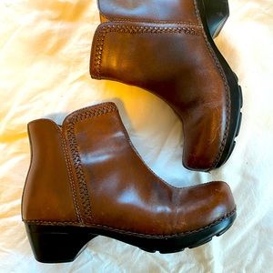 Dansko Ankle Boots in Euro size 39